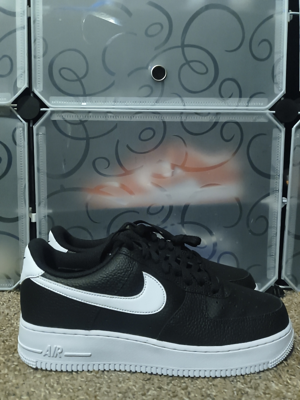 Nike Men’s Air Force 1 Low Pebbled Leather Black/White